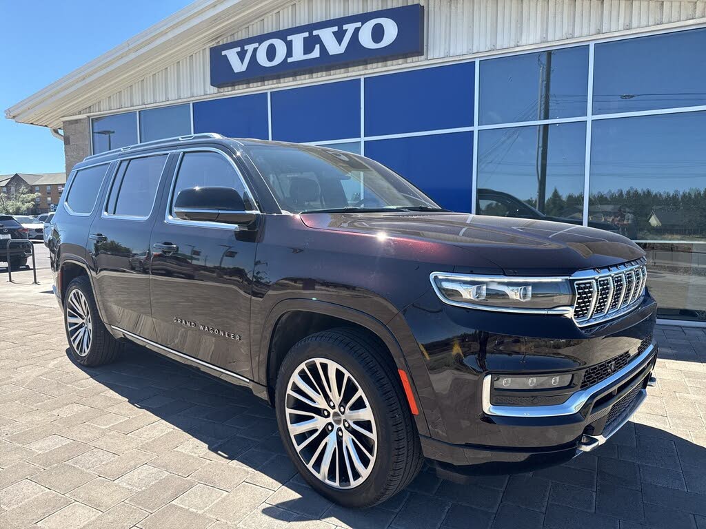 2023 Jeep Grand Wagoneer Series III 4WD