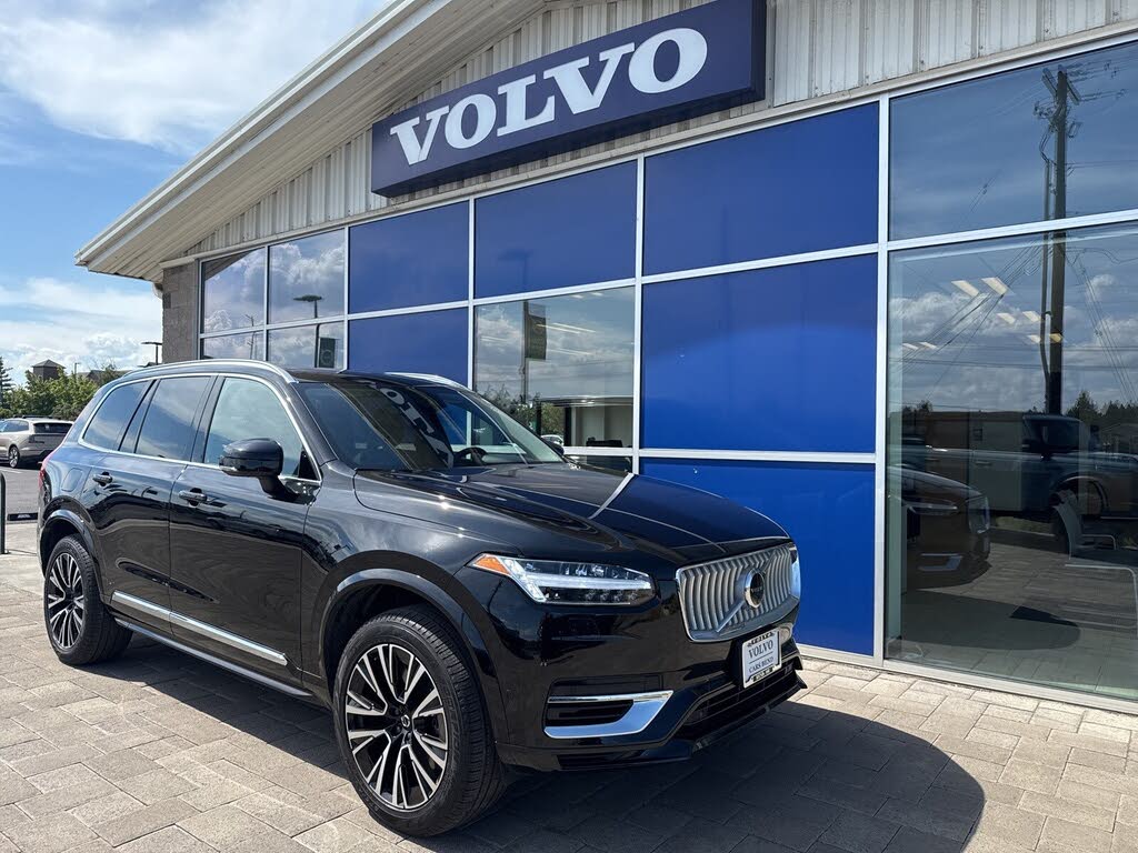 2025 Volvo XC90 Recharge T8 Plus Bright Theme 7-Passenger eAWD