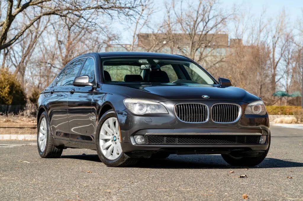 2011 BMW 7 Series 750Li xDrive AWD