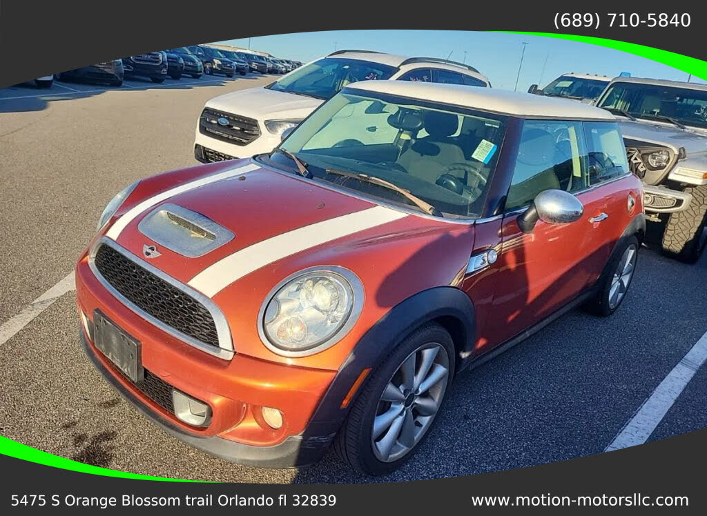 2013 MINI Cooper S Hatchback FWD