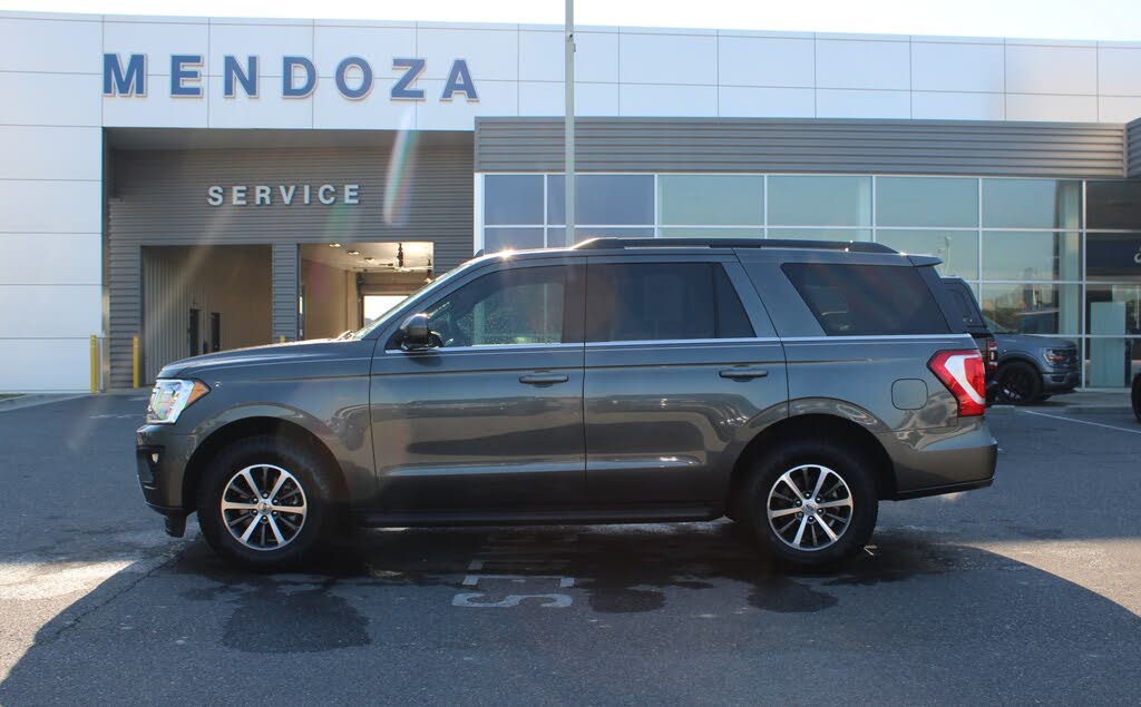 2020 Ford Expedition XLT RWD