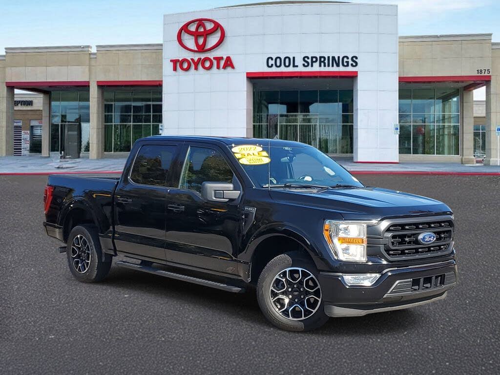 2022 Ford F-150 XLT SuperCrew RWD
