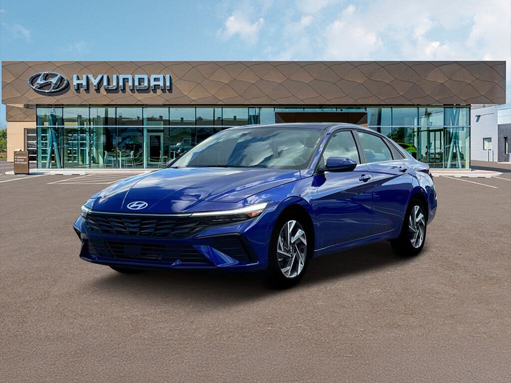2025 Hyundai Elantra SEL Convenience FWD