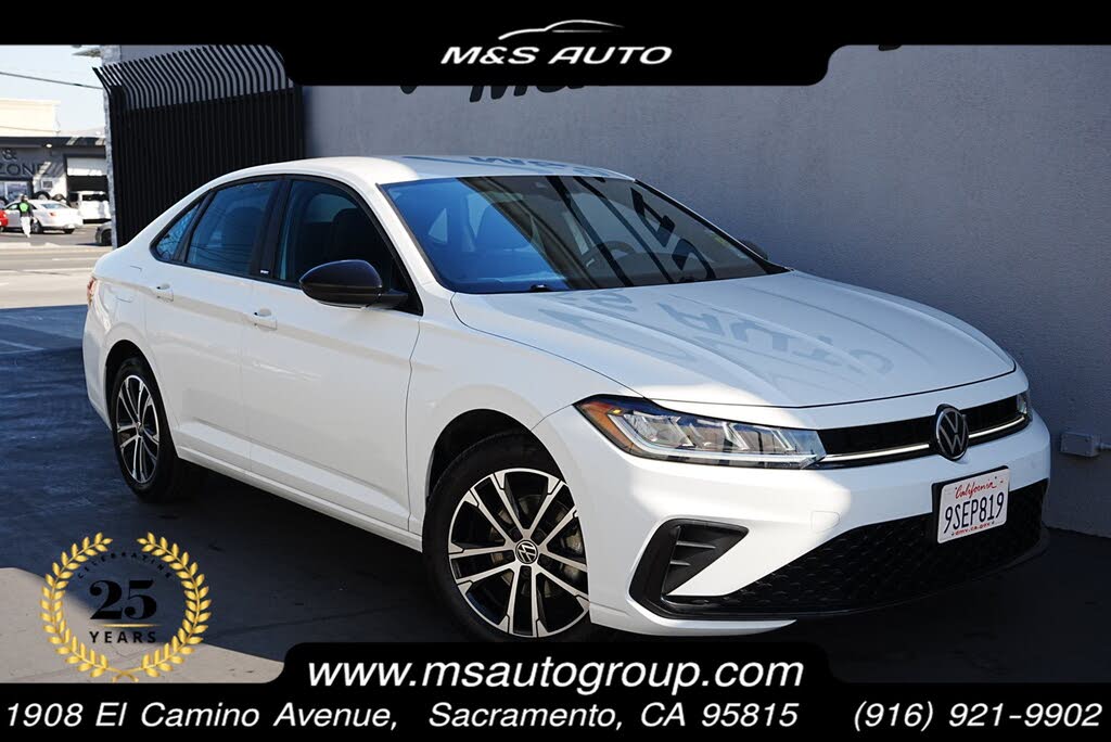 2025 Volkswagen Jetta Sport FWD