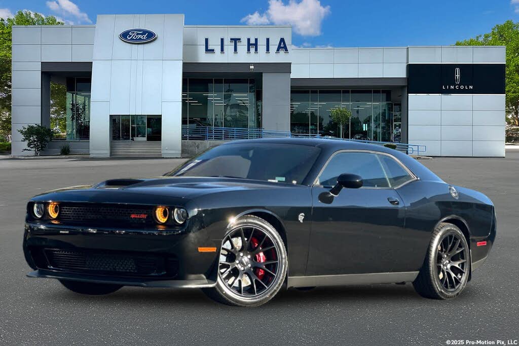 2015 Dodge Challenger SRT Hellcat RWD