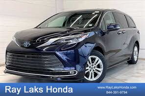 Toyota Sienna Platinum 7-Passenger AWD