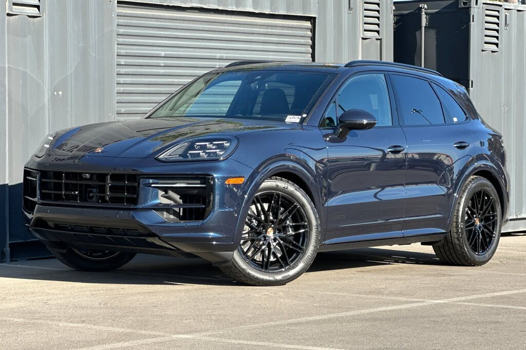 2026 Porsche Cayenne GTS AWD