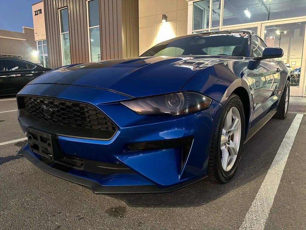 2018 Ford Mustang EcoBoost Coupe RWD