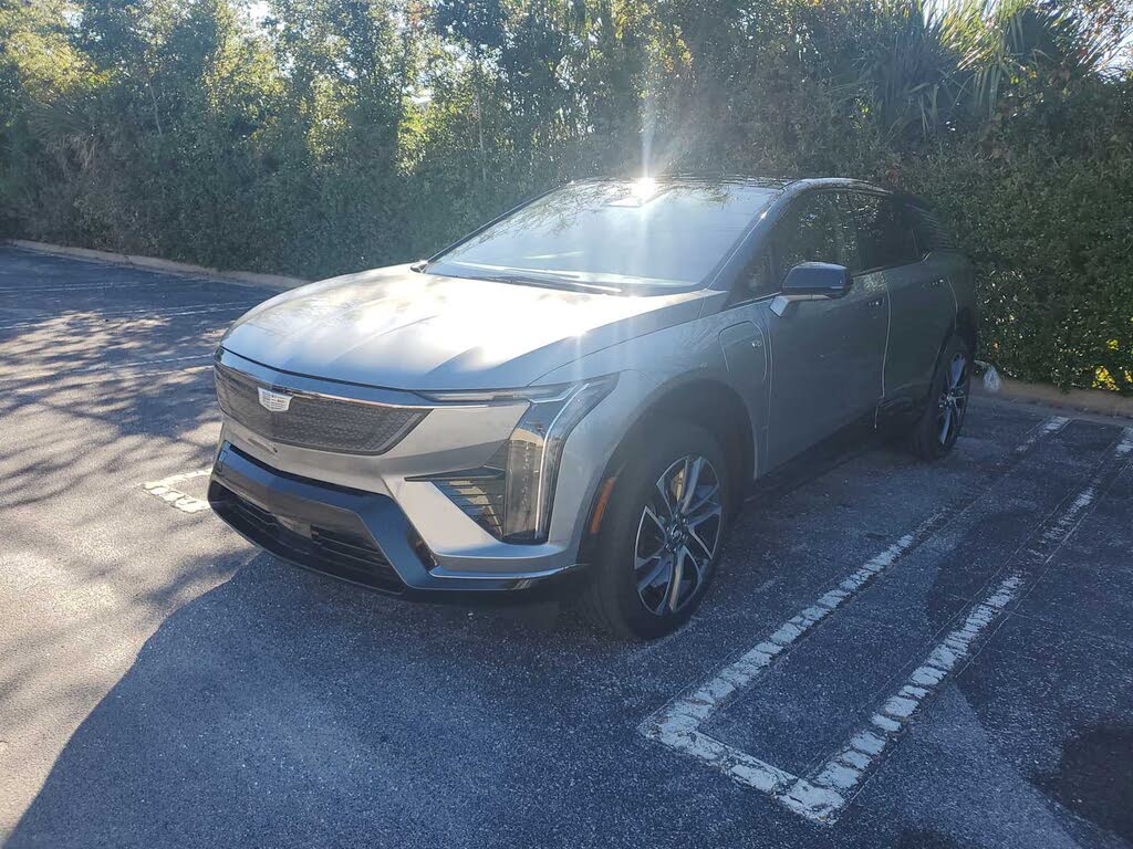 2025 Cadillac OPTIQ Sport 1 AWD