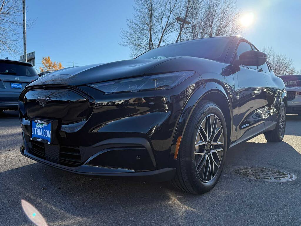 2025 Ford Mustang Mach-E Premium AWD