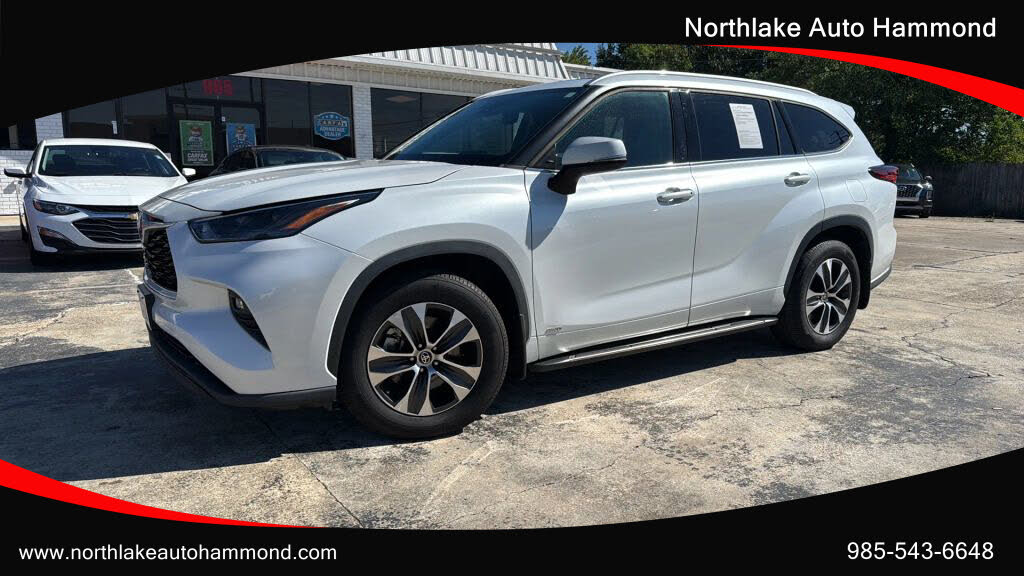 2022 Toyota Highlander Hybrid XLE AWD