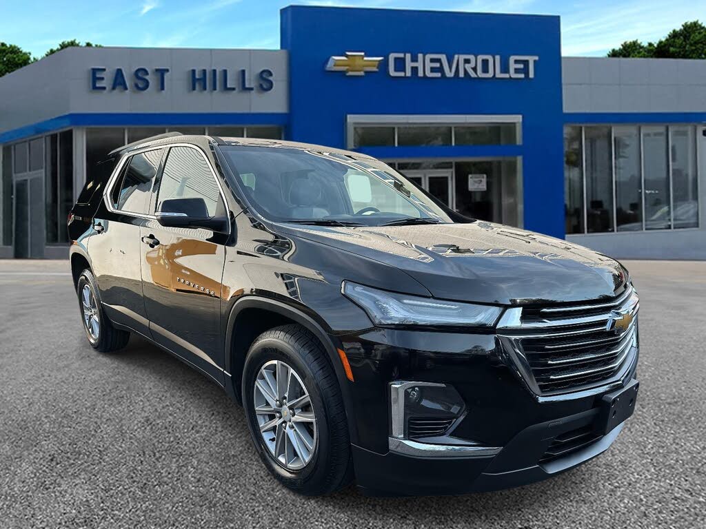 2023 Chevrolet Traverse LT Leather AWD