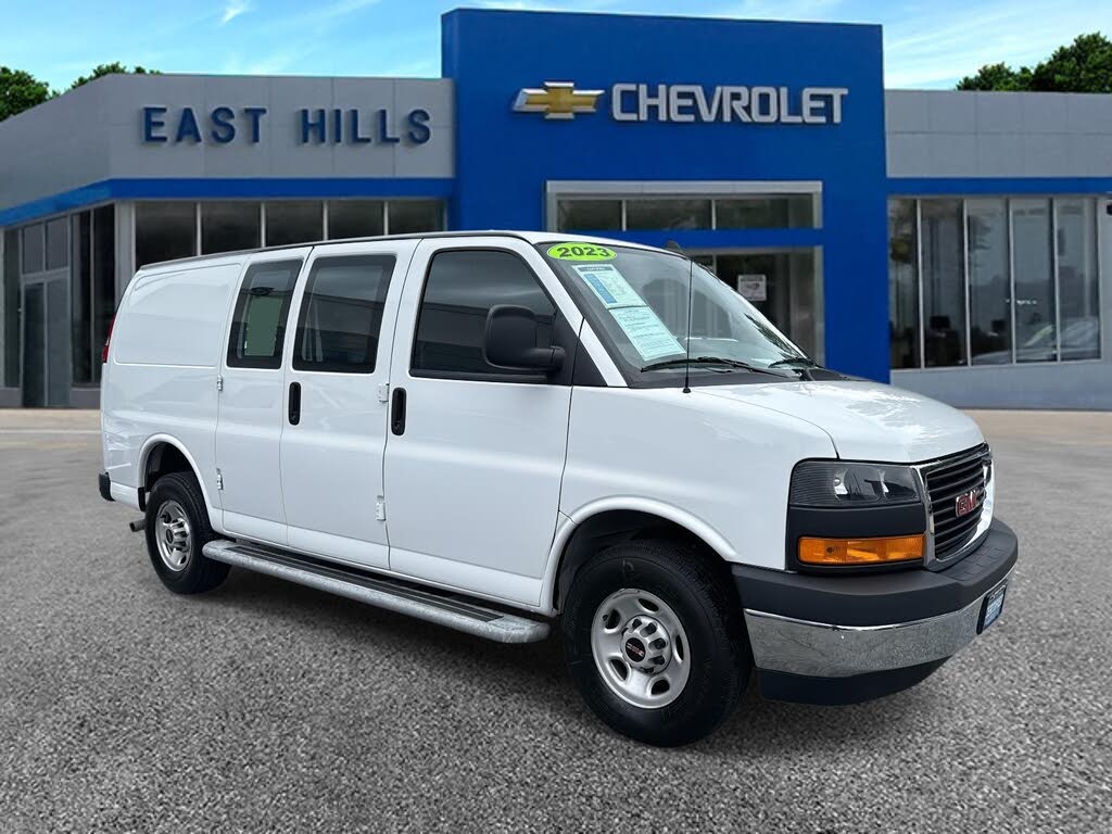 2023 GMC Savana Cargo 2500 RWD
