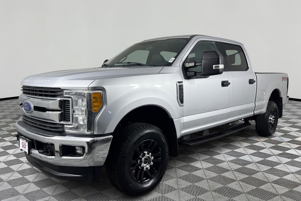 2017 Ford F-250 Super Duty XLT Crew Cab 4WD