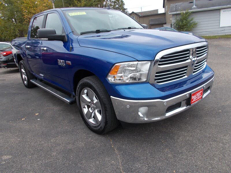 2018 RAM 1500 SLT Crew Cab 4WD