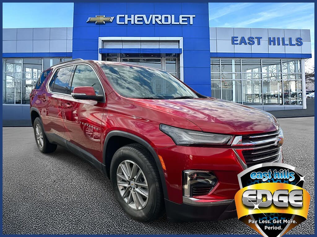 2023 Chevrolet Traverse LT Leather AWD