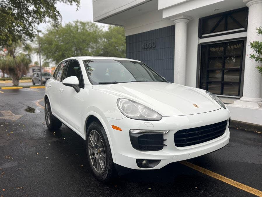 2017 Porsche Cayenne Platinum Edition AWD
