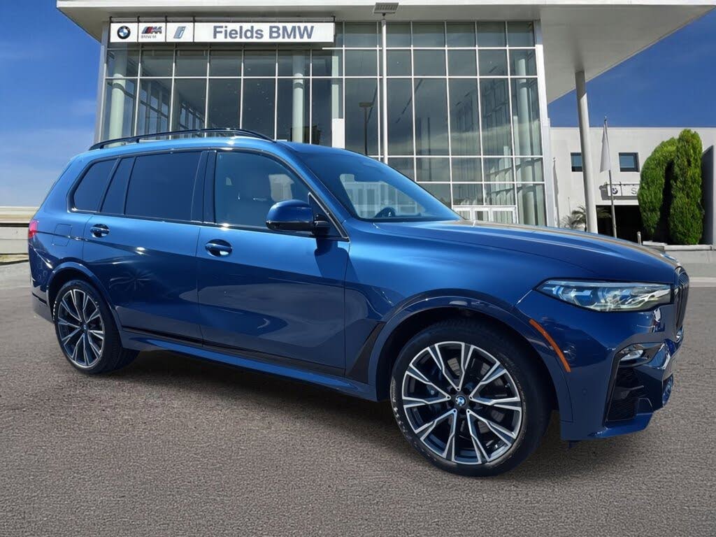 2022 BMW X7 M50i AWD