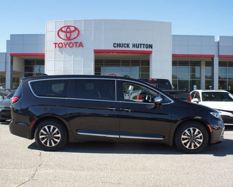 2022 Chrysler Pacifica Hybrid Limited FWD