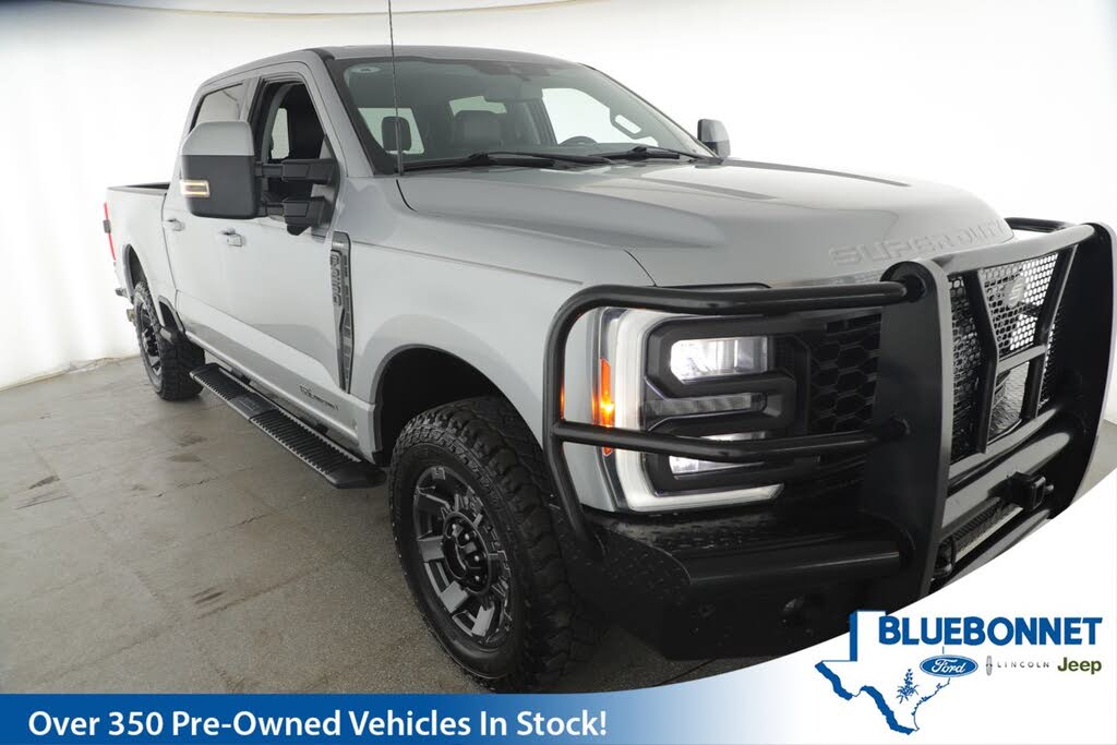2023 Ford F-250 Super Duty Lariat Crew Cab 4WD