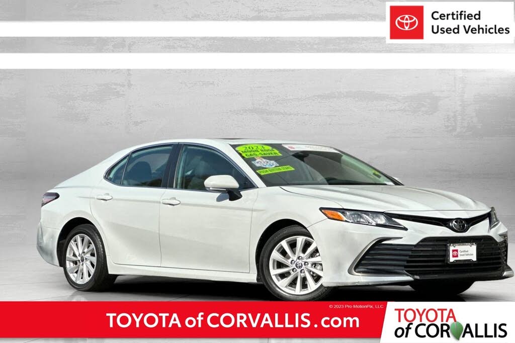 2023 Toyota Camry LE FWD
