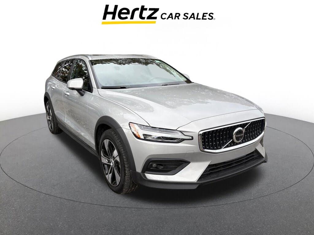2025 Volvo V60 Cross Country B5 Plus AWD