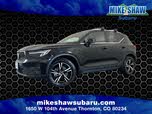 Volvo XC40 B5 Plus Bright Theme AWD
