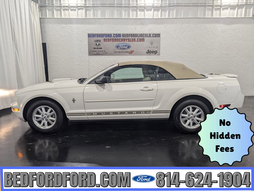 2007 Ford Mustang V6 Deluxe Convertible RWD