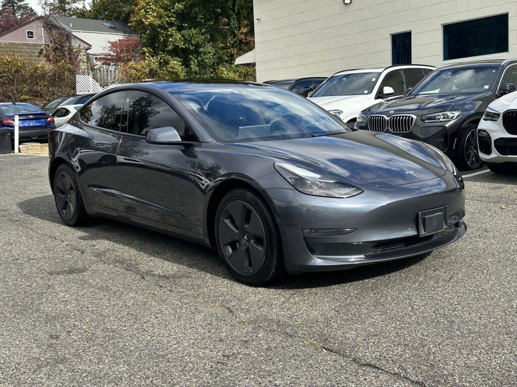 2022 Tesla Model 3 Long Range AWD