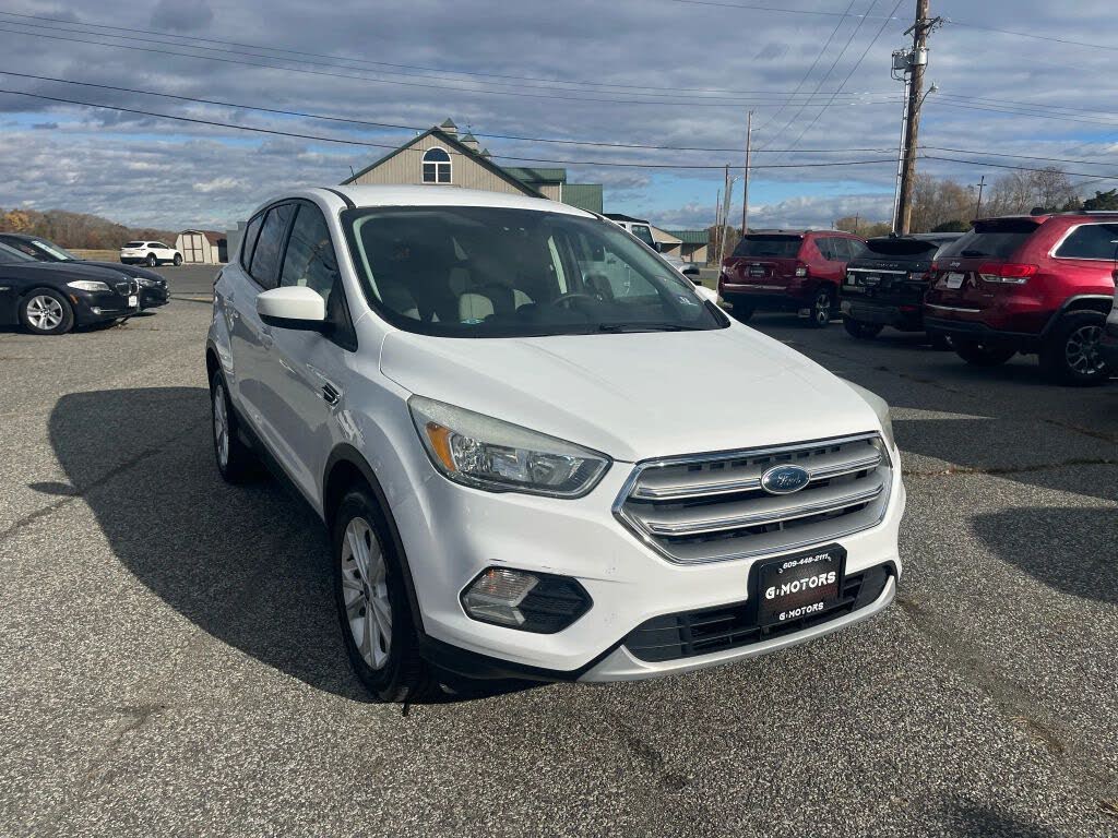 2017 Ford Escape SE FWD