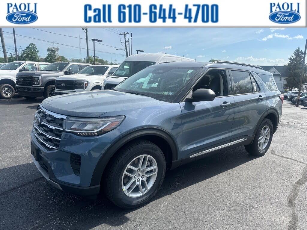 2025 Ford Explorer Active AWD