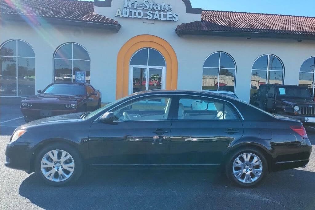 2008 Toyota Avalon XLS