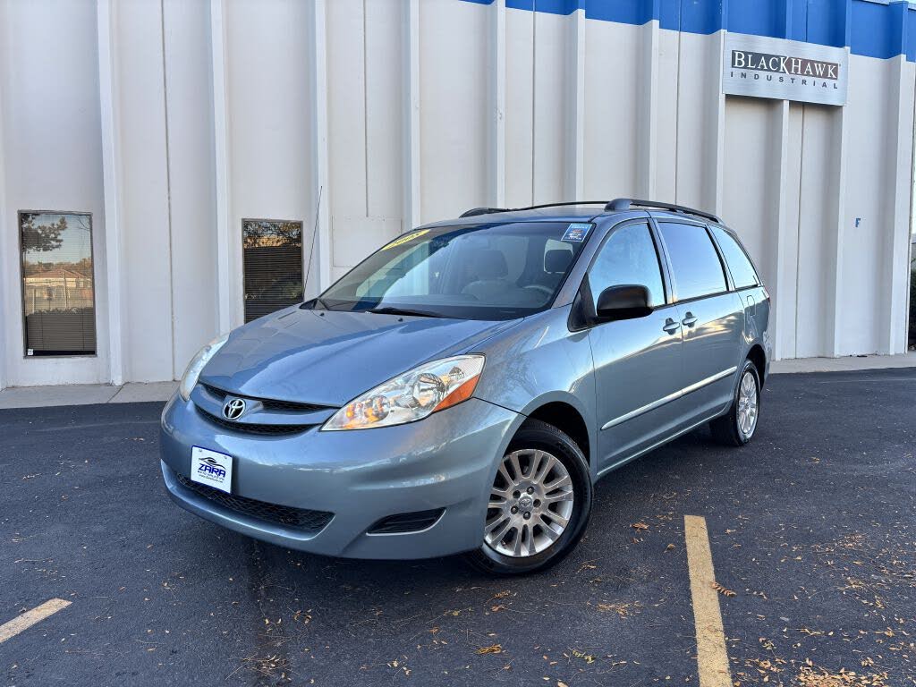 2008 Toyota Sienna LE 7 Passenger