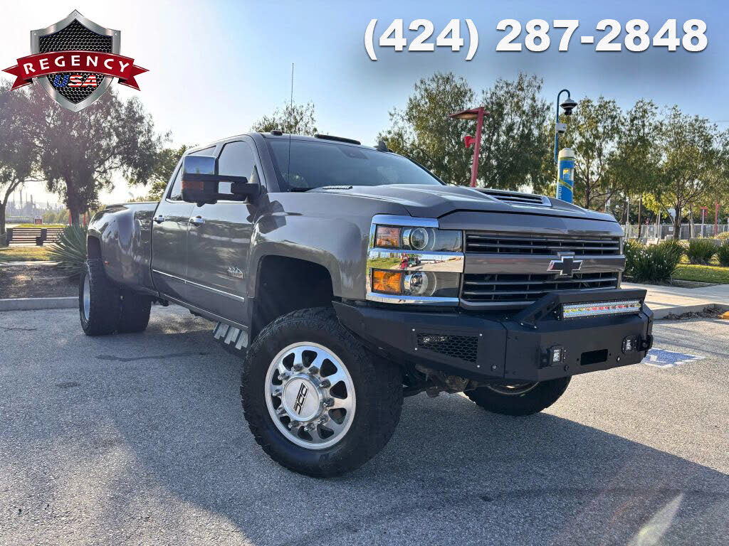 2017 Chevrolet Silverado 3500HD High Country Crew Cab LB 4WD