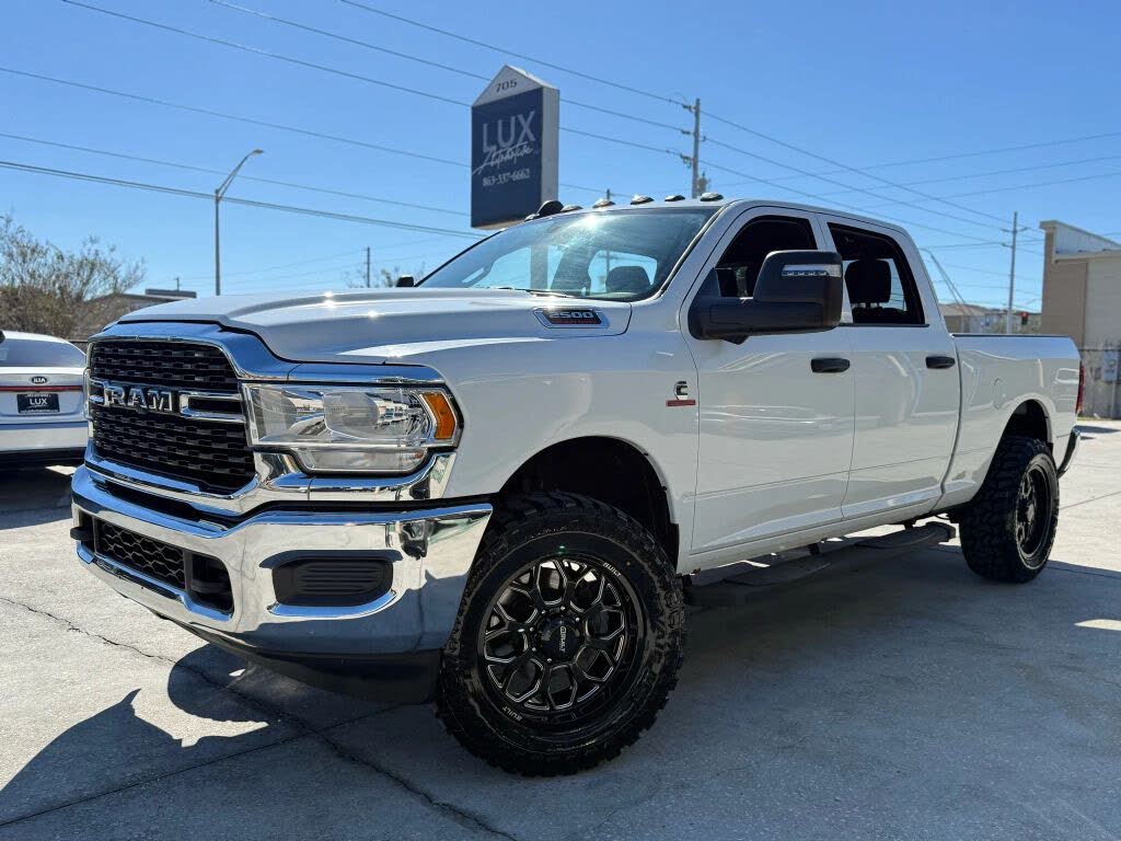 2024 RAM 2500 Tradesman Crew Cab 4WD
