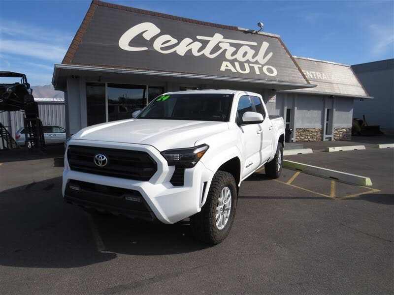 2024 Toyota Tacoma SR5 Double Cab 4WD