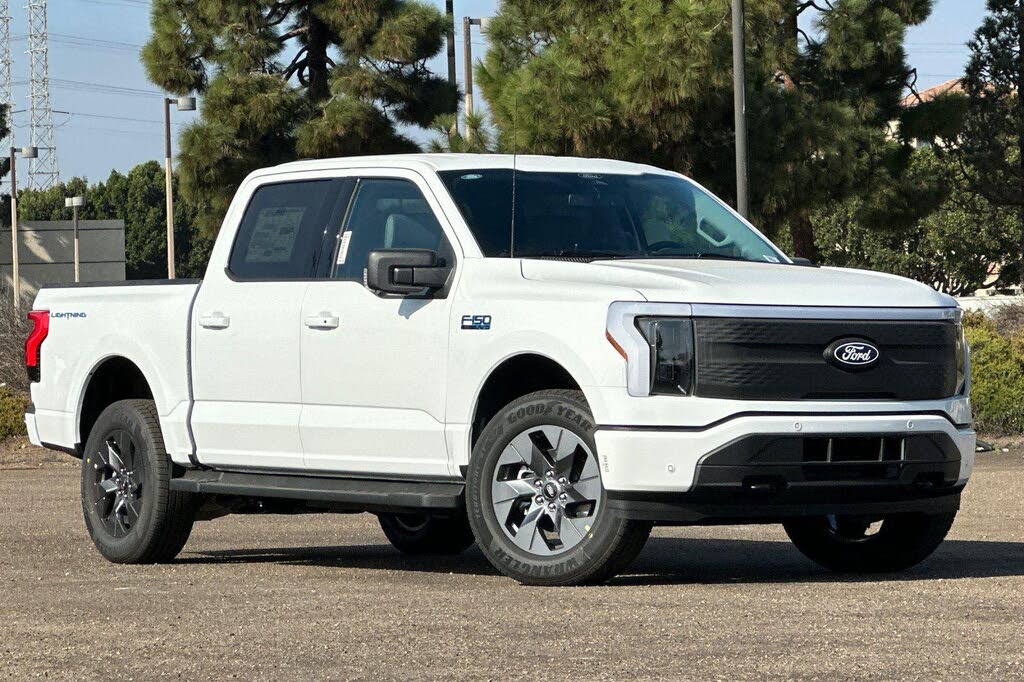2025 Ford F-150 Lightning Flash SuperCrew AWD