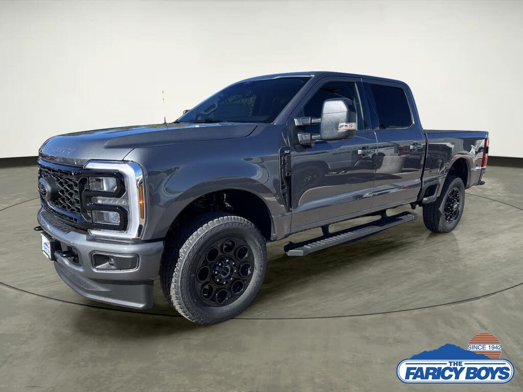 2026 Ford F-350 Super Duty XLT Crew Cab 4WD