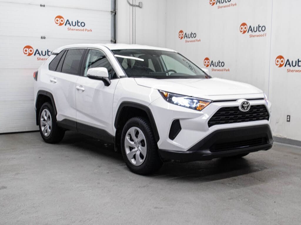 Toyota RAV4 LE AWD 2024