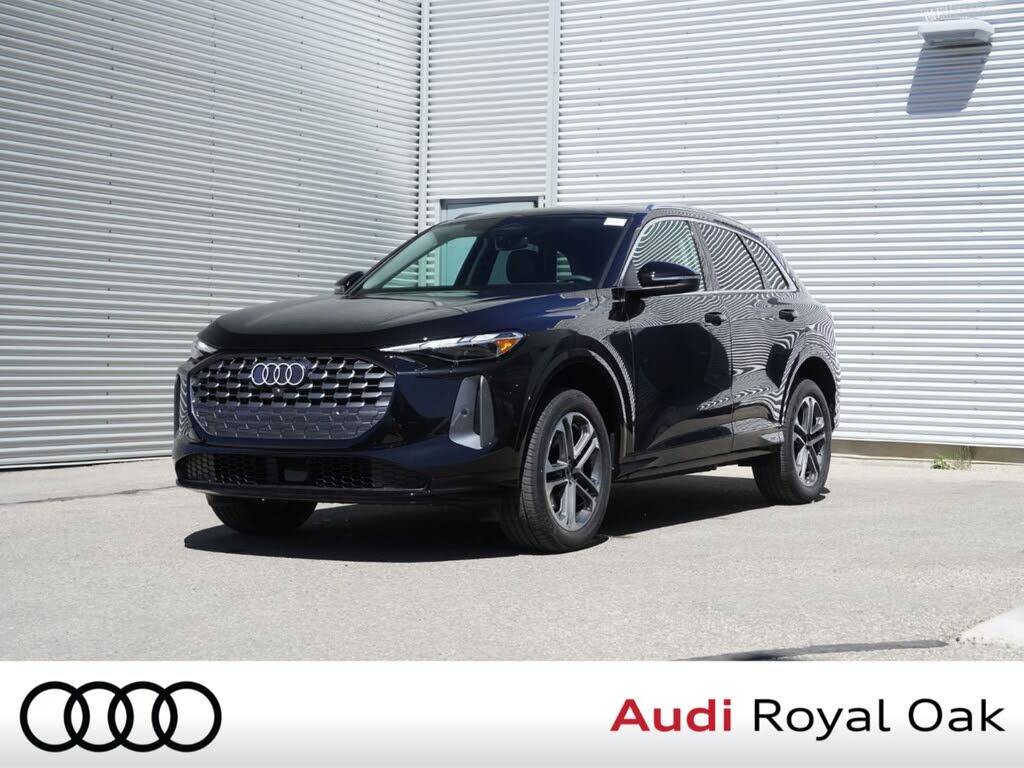 2025 Audi Q5 quattro Premium 40 TFSI