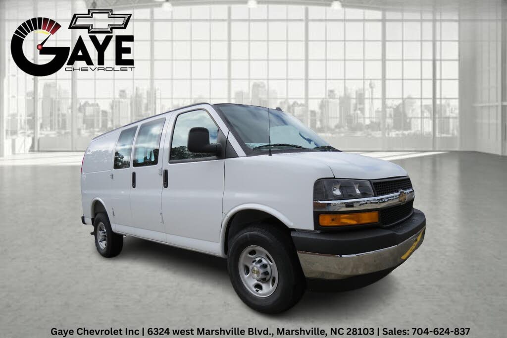2025 Chevrolet Express Cargo 2500 RWD