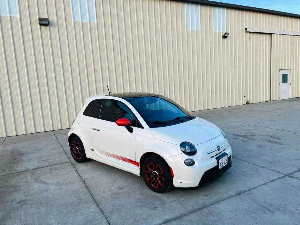 2015 FIAT 500e FWD