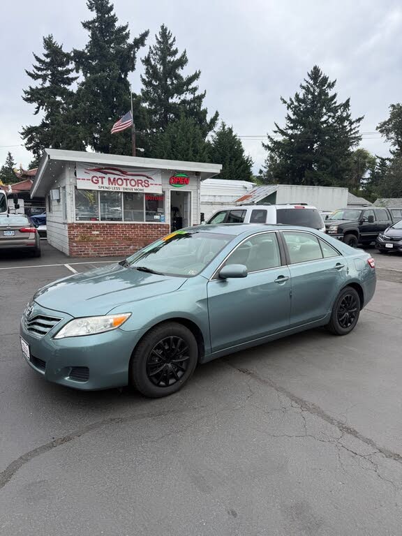 2010 Toyota Camry LE