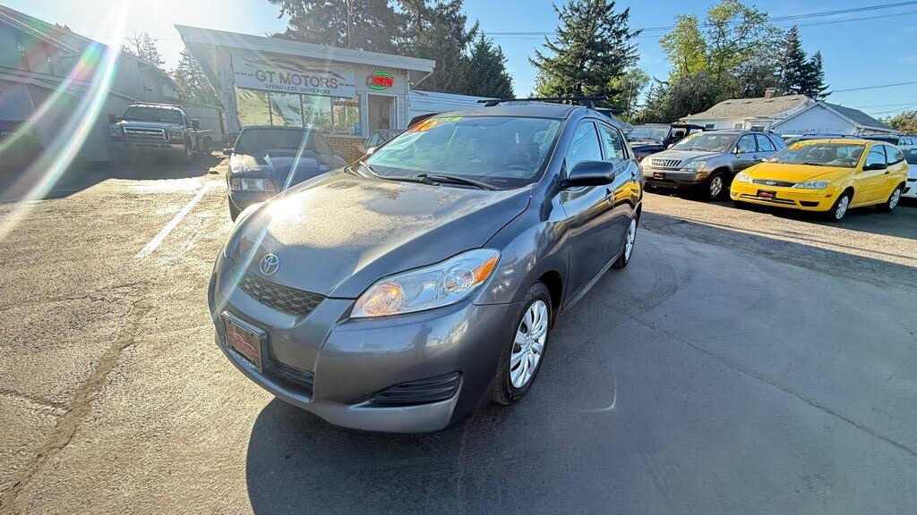 2010 Toyota Matrix Base