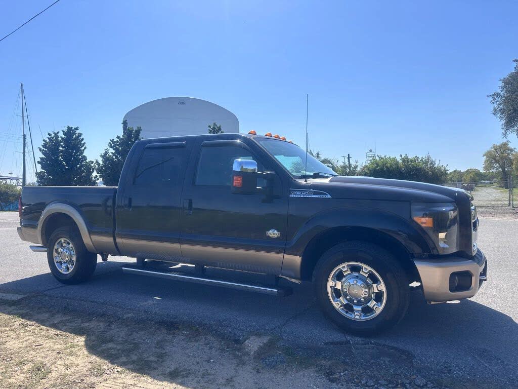 2013 Ford F-350 Super Duty King Ranch Crew Cab LB