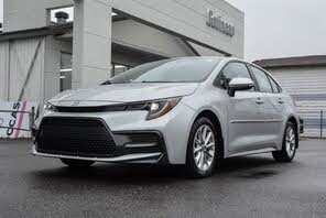 Toyota Corolla SE FWD