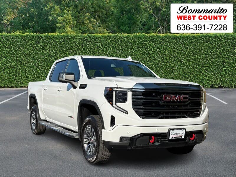 2023 GMC Sierra 1500 AT4 Crew Cab 4WD