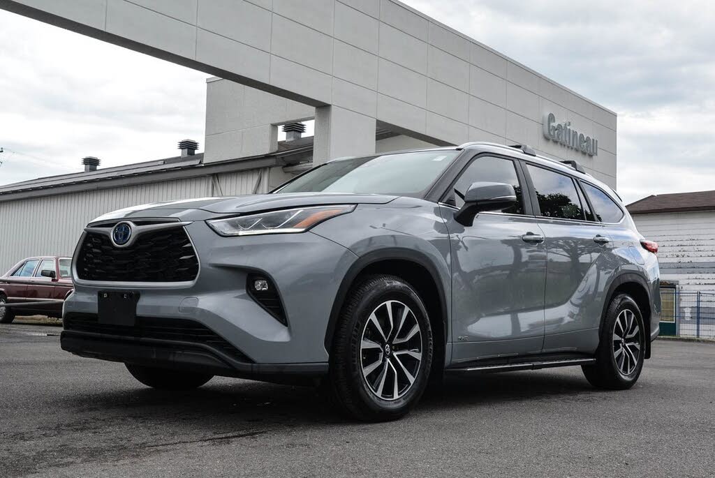2023 Toyota Highlander Hybrid XLE AWD