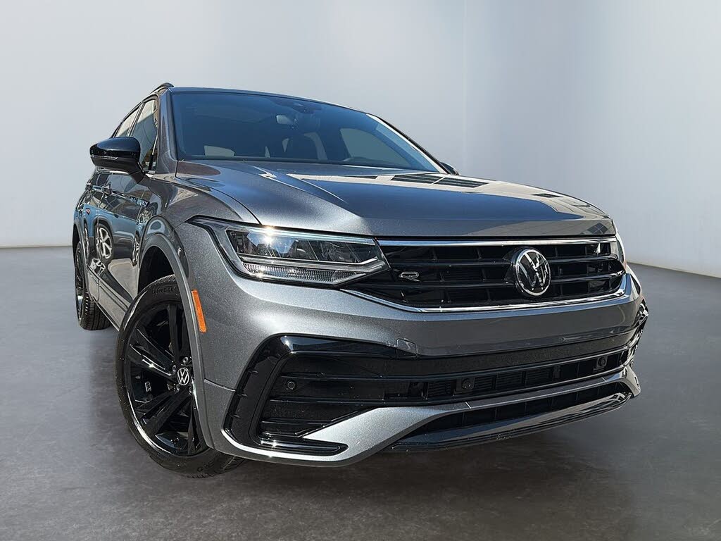 2023 Volkswagen Tiguan Comfortline R-Line Black 4Motion