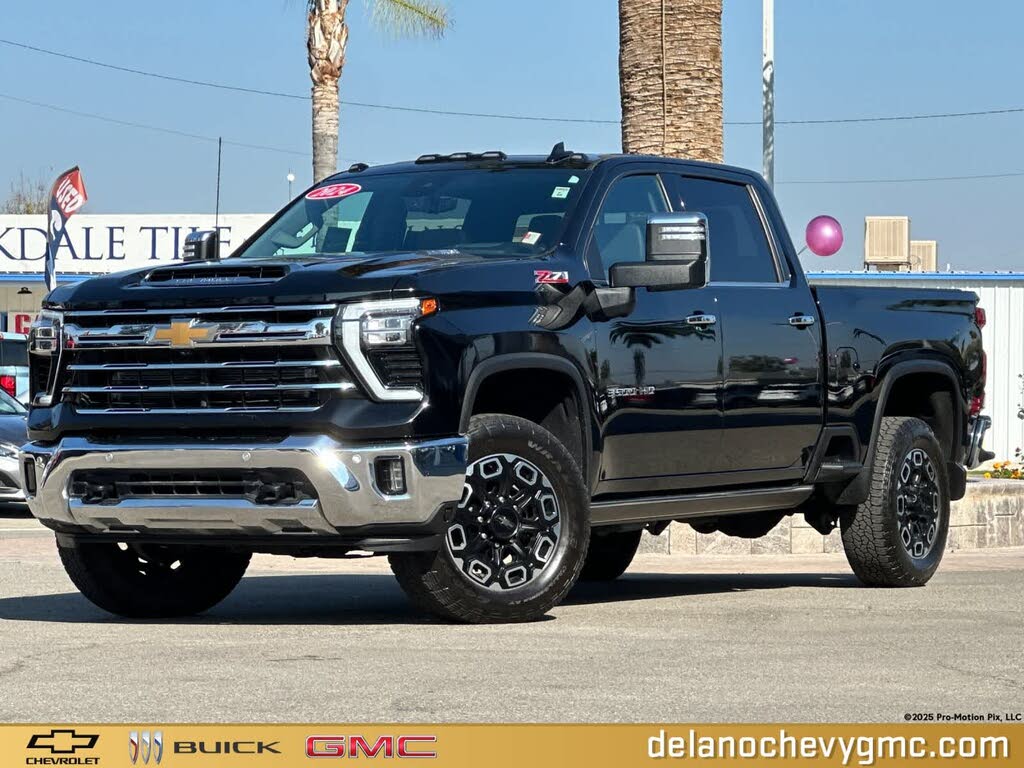 2024 Chevrolet Silverado 3500HD LTZ Crew Cab 4WD